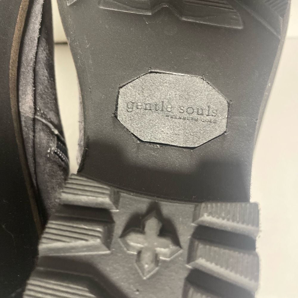Gentle Souls by Kenneth Cole Leather Mona Charcoal Wedge Bootie Women's‎ 6.5 - Picture 8 of 12
